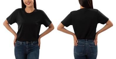 Mujer joven en maqueta de camiseta negra aislado sobre fondo blanco con trazado de recorte foto