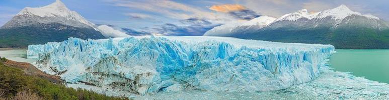 Panoramic image of Perito moreno glacier in argentine part of patagonia photo