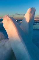 derivas de hielo en el mar báltico foto