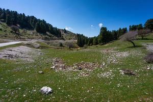 paisajes del parque natural tzoumerka foto