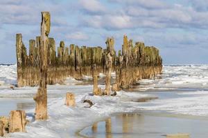 derivas de hielo en el mar báltico foto