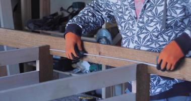 fabbricazione mobilia nel un' carpenteria laboratorio . parte-4 video