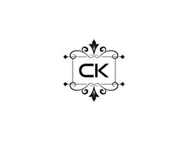 imagen creativa del logotipo ck, diseño de letras de lujo monogram ck vector