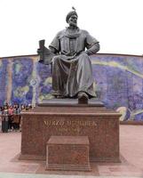 samarcanda.uzbekistán. 06 de abril de 2022. monumento de mirzo ulugh beg.. foto