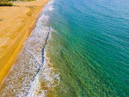 increíble foto aérea de mar y playa