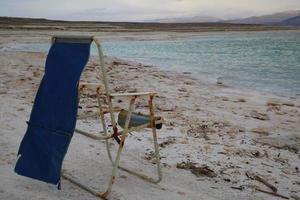 playa abandonada en el mar muerto foto