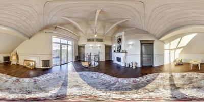 vista panorámica hdri 360 totalmente esférica sin costuras en el interior del huésped vintage y sala de estar en apartamento o casa en proyección equirectangular, contenido vr foto