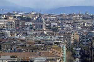 vista aérea de roma paisaje urbano desde el museo del vaticano foto