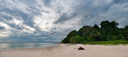 turetle island Sipadan, Borneo, Malaysia Tropical turquoise paradise photo