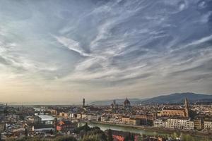 vista del atardecer de florencia foto