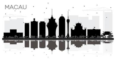 silueta en blanco y negro del horizonte de la ciudad de macao china con reflejos. vector