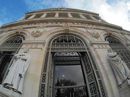 biblioteca nacional de madrid, españa. arquitectura y arte foto