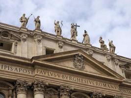 catedral de san pedro ciudad del vaticano roma vista exterior foto