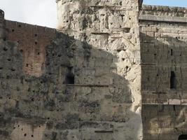 foros imperiales fori imperiali roma edificios en pasarela foto