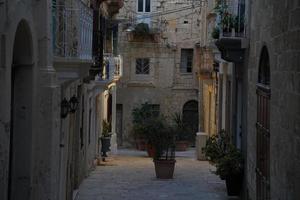 malta las tres ciudades al atardecer - vittoriosa, senglea y cospicua foto