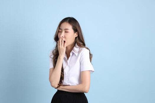 chica en uniforme de estudiante foto
