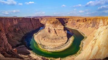 Beautiful time lapse of Horseshoe Bend on the Colorado river on a sunny day. video