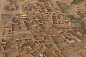 asentamiento maroc en el desierto cerca de la vista aérea de marrakech foto
