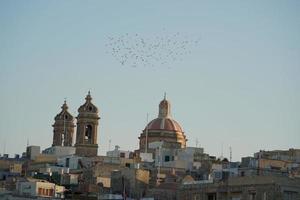 malta las tres ciudades al atardecer - vittoriosa, senglea y cospicua foto