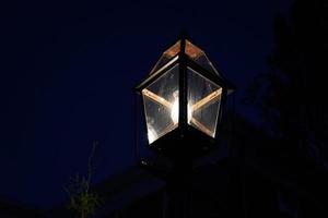 vieja lámpara de aceite de ballena luz de la linterna de la calle en Martha Vineyard foto