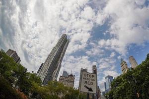 brooklyn bridge skyscrapers view new yok photo