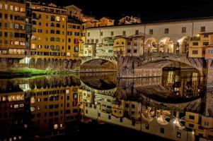 florencia ponte vecchio noche vista paisaje urbano panorama foto