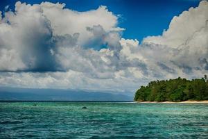 siladen turquesa paraíso tropical isla foto