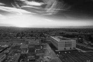 vista de ángulo alto del paisaje británico de inglaterra en blanco y negro clásico foto