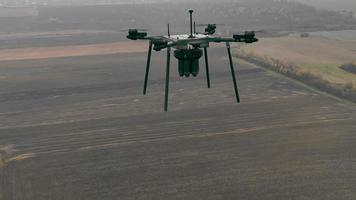 A military drone that lifts shells. Drones used in war video