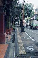 A street lamp pole that is so aesthetic in a park area in Denpasar. photo