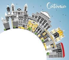 el horizonte de la ciudad de catania, italia, con edificios grises, cielo azul y espacio para copiar. vector