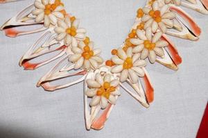 Polynesia shell necklage photo