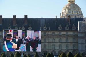 París, Francia - 5 de octubre de 2018 - París celebrando el funeral de Charles Aznavour foto