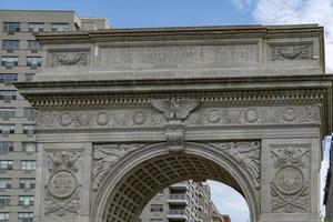 washington square arch in new york photo