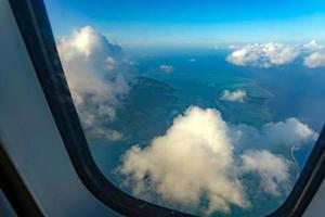 bora bora polinesia francesa vista aérea de avión foto