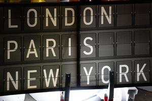 London Paris New york airport panel photo