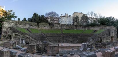 triest italia antiguo teatro romano foto