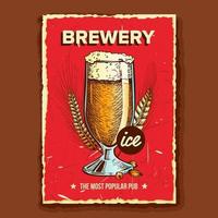 vector de banner de publicidad de cervecería de vidrio de cerveza espumosa