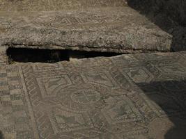 mosaico en volubilis ruinas romanas en marruecos- ruinas romanas mejor conservadas ubicadas entre las ciudades imperiales de fez y meknes foto