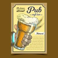 vector de cartel de publicidad de cerveza artesanal natural de pub