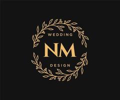 colección de logotipos de monograma de boda con letras iniciales nm, plantillas florales y minimalistas modernas dibujadas a mano para tarjetas de invitación, guardar la fecha, identidad elegante para restaurante, boutique, café en vector