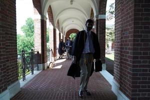 baltimore, usa - 21 de mayo de 2018 - día de graduación en la universidad john hopkins foto