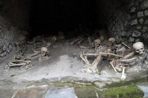 Ercolano Herculaneum fugitives skeletons on the beach photo