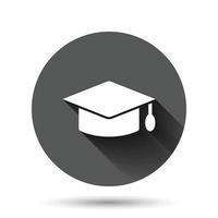 icono de sombrero de graduación en estilo plano. ilustración de vector de gorra de estudiante sobre fondo redondo negro con efecto de sombra larga. concepto de negocio de botón de círculo universitario.