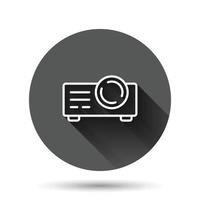 icono de signo de proyector de video en estilo plano. ilustración de vector de dispositivo de presentación de cine sobre fondo redondo negro con efecto de sombra larga. concepto de negocio de botón de círculo de conferencia.