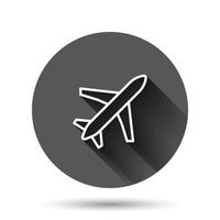 icono de avión en estilo plano. ilustración de vector de avión sobre fondo redondo negro con efecto de sombra larga. concepto de negocio de botón de círculo de avión de vuelo.