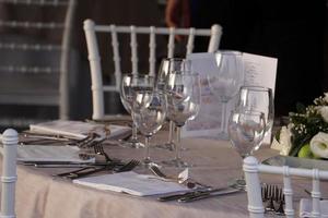 decoración de mesa de boda de cerca en sicilia italia foto