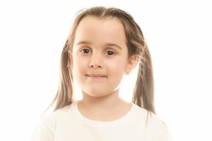 retrato de una niña sonriente feliz foto