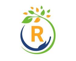 logotipo de la caridad de la letra r con mano, hoja y concepto. logotipo de la fundación para el cuidado de las manos vector