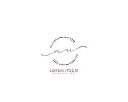 letra inicial au logotipo femenino monograma de belleza y elegante diseño de logotipo, logotipo de escritura a mano de firma inicial, boda, moda, floral y botánica con plantilla creativa vector